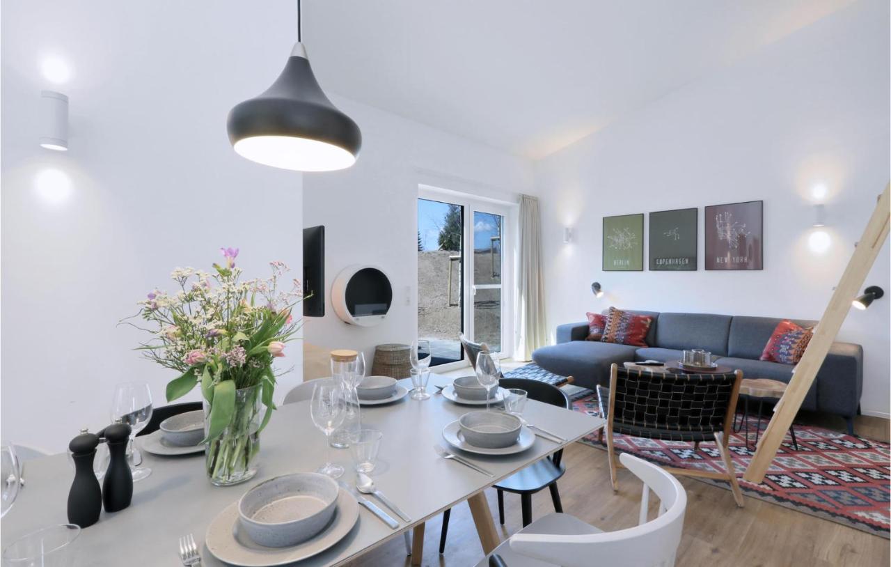 3 Bedroom Stunning Home In Lembruch-Duemmer See Exterior photo