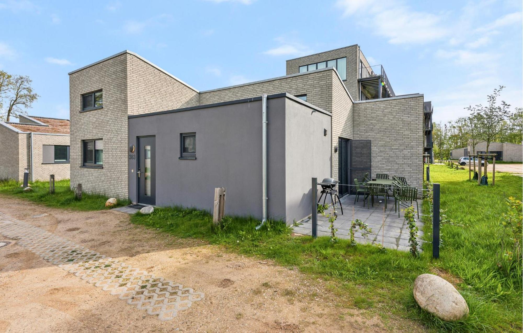 3 Bedroom Stunning Home In Lembruch-Duemmer See Exterior photo